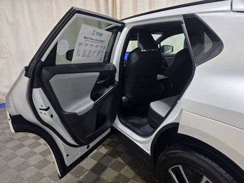 New 2026 Subaru Solterra Premium image 25