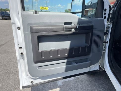 Used 2012 Ford F550 4x4 Regular Cab Super Duty w/ Payload Upgrade Pkg image 27