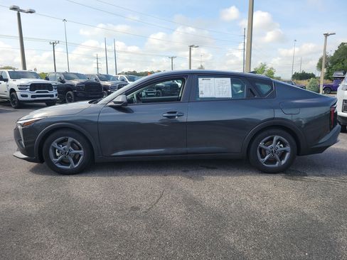 Used 2025 Kia K4 FWD image 7