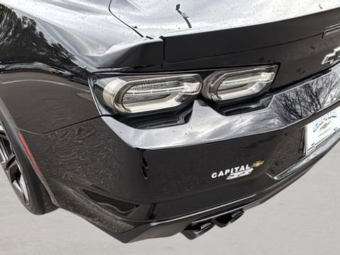 Used 2021 Chevrolet Camaro SS image 32