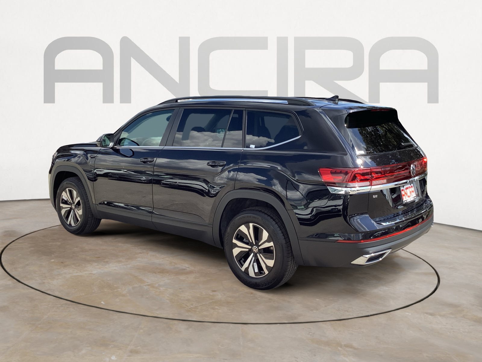 New 2026 Volkswagen Atlas SE FWD image 6
