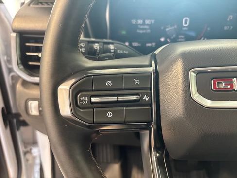 Used 2026 GMC Terrain AT4 AWD/4WD image 8