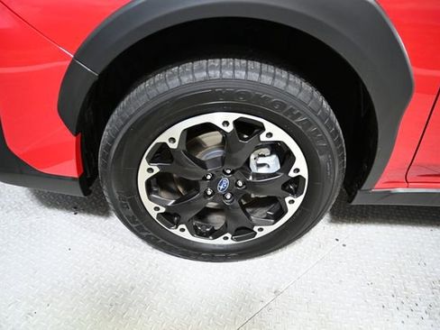 Used 2023 Subaru Crosstrek 2.0i Premium image 18