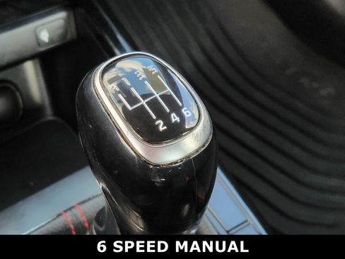 Used 2021 Kia Forte GT image 3