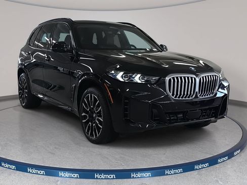 Used 2026 BMW X5 sDrive40i w/ M Sport Package RWD image 3