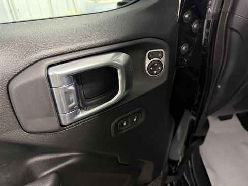 New 2026 Jeep Wrangler Unlimited Sport AWD/4WD image 9