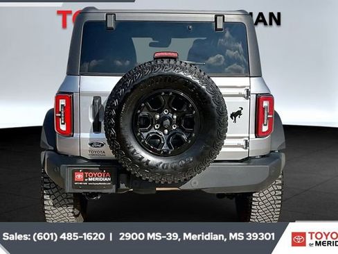 Used 2024 Ford Bronco Wildtrak image 4