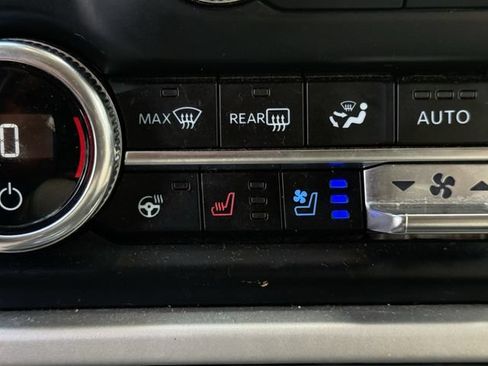 Used 2024 Ford Expedition Max Limited RWD image 23
