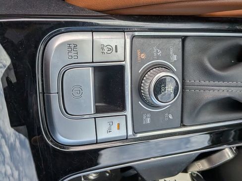 Used 2024 Kia Telluride EX X-Line AWD/4WD image 18