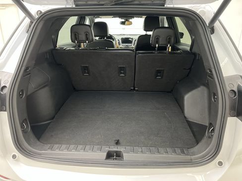 Used 2020 Chevrolet Equinox Premier image 29