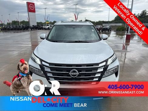 Used 2026 Nissan Rogue Platinum w/ Platinum Premium Package AWD/4WD image 8