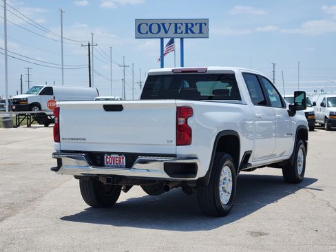 Used 2024 Chevrolet Silverado 2500 LT AWD/4WD image 7