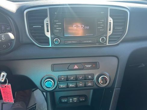 Used 2019 Kia Sportage LX FWD image 24