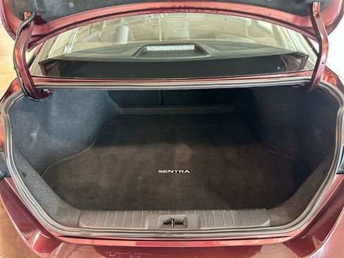 Used 2025 Nissan Sentra SV FWD image 30