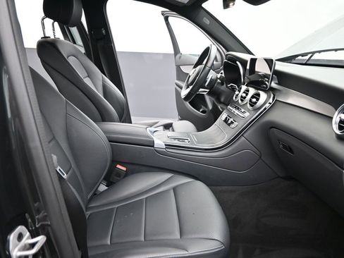 Used 2022 Mercedes-Benz GLC 300 GLC 300 image 24