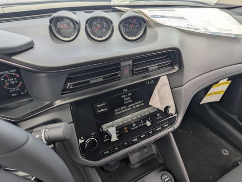 New 2027 Nissan Z Performance RWD image 18