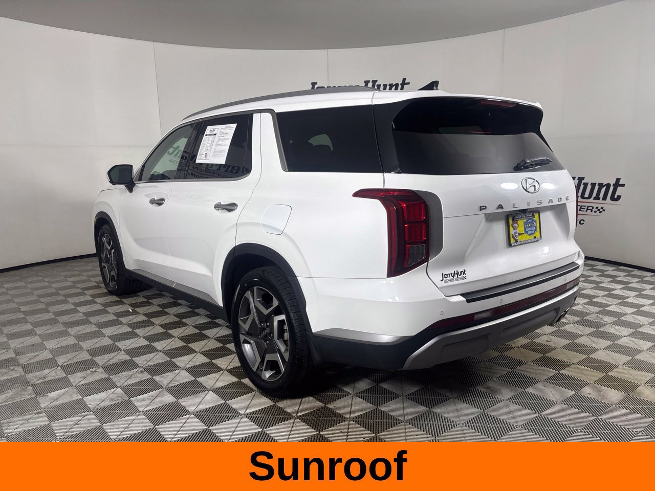 Used 2024 Hyundai Palisade SEL FWD image 9