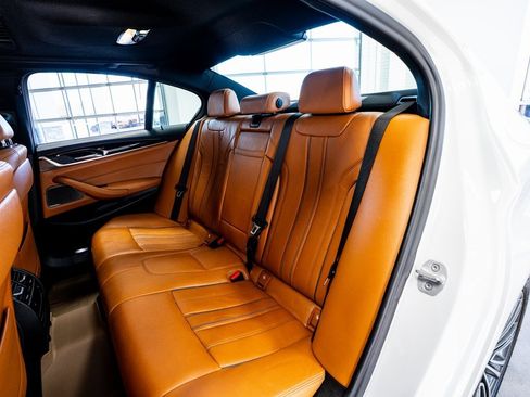 Used 2018 BMW 540i xDrive image 59