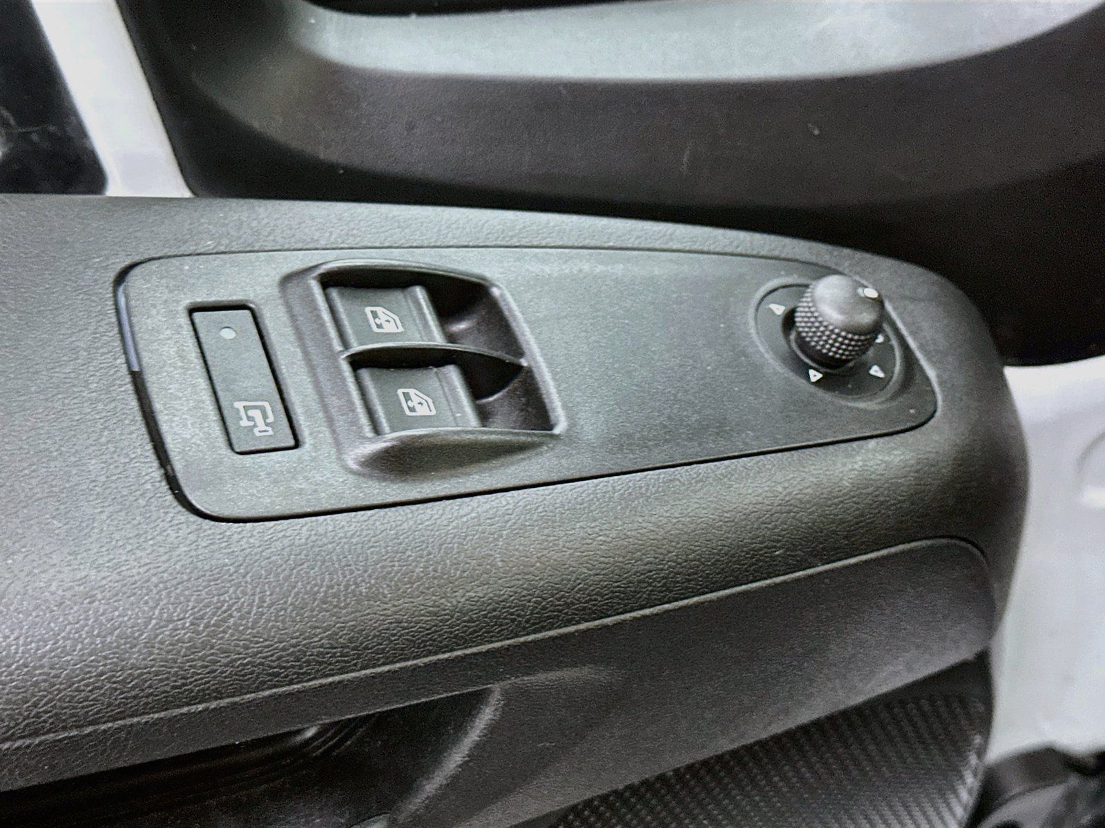 Used 2023 RAM ProMaster 2500 FWD image 17