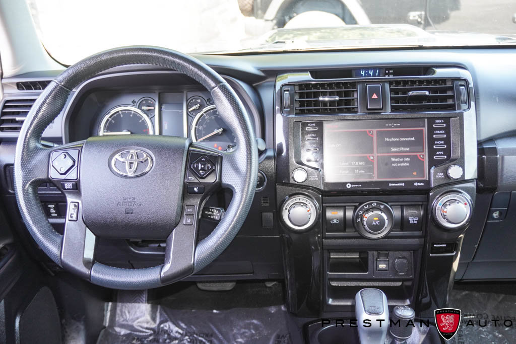Used 2020 Toyota 4Runner TRD Off-Road Premium w/ Moonroof Package AWD/4WD image 2