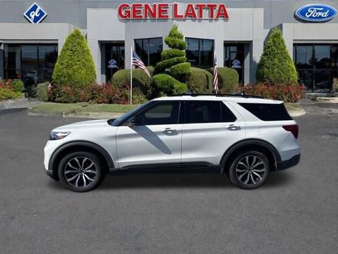 Certified 2020 Ford Explorer ST w/ Premium Technology Package image 3