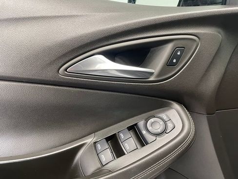 Used 2025 Buick Encore GX Preferred w/ Comfort Package image 34