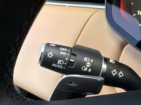 New 2026 Land Rover Range Rover Sport SE AWD/4WD image 32