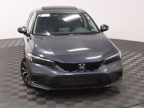Certified 2022 Honda Civic EX-L image 3