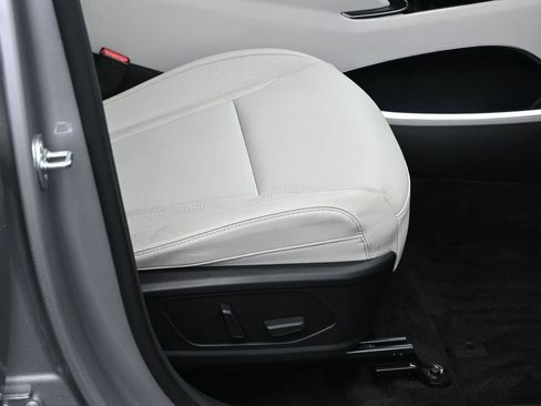 Used 2024 Hyundai Tucson Limited image 15