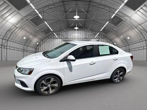 Used 2020 Chevrolet Sonic Premier image 3