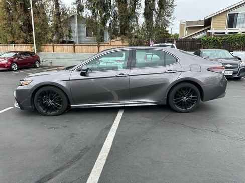 Used 2021 Toyota Camry XSE w/ Carpet Mat Package (TMS) FWD image 2