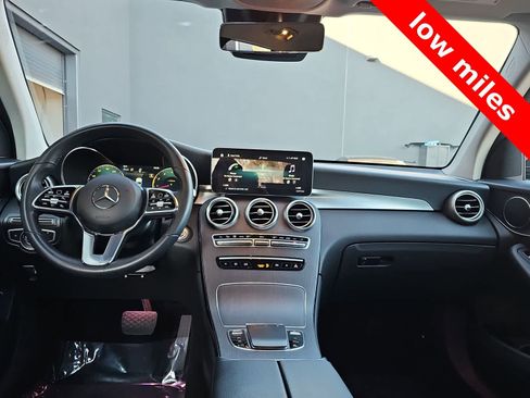 Used 2022 Mercedes-Benz GLC 300 GLC 300 image 14