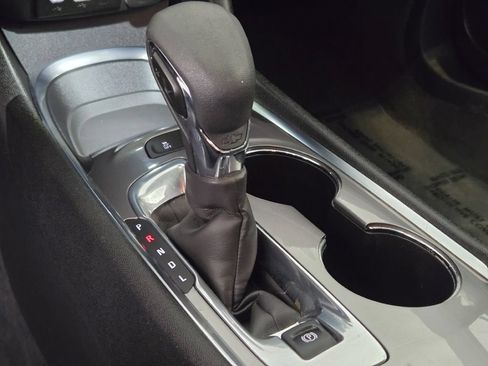 Used 2024 Chevrolet Malibu LT FWD image 26
