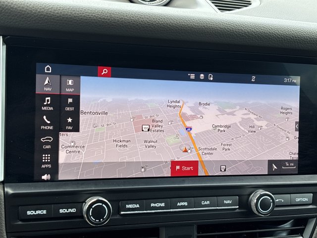 Used 2021 Porsche Macan S AWD/4WD image 34
