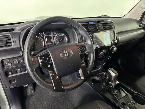 Used 2023 Toyota 4Runner TRD Off-Road Premium w/ Off Road Premium Plus Package AWD/4WD image 10