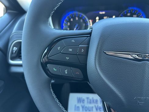 New 2026 Chrysler Pacifica Select image 65