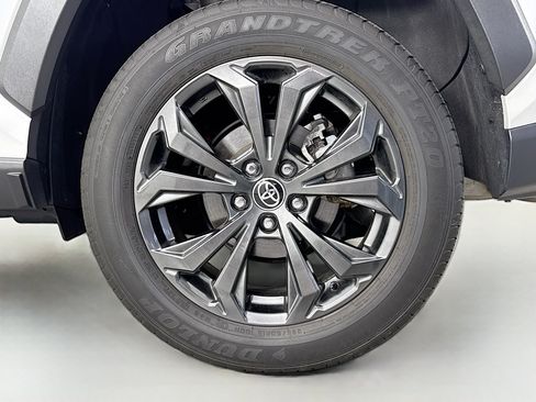 Certified 2023 Toyota RAV4 XLE Premium AWD/4WD image 32