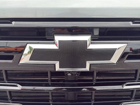 Used 2025 Chevrolet Silverado 2500 LT w/ Trail Boss Package AWD/4WD image 11