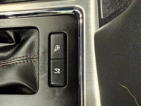 Used 2019 Ford F150 Platinum w/ Equipment Group 701A Luxury image 44