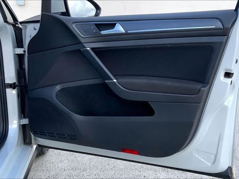 Used 2019 Volkswagen GTI S FWD image 28