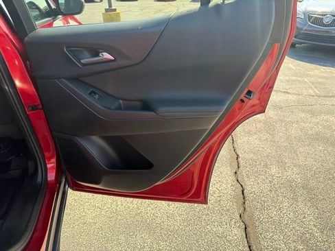 Used 2026 Chevrolet Equinox LT w/ LPO, Floor Liner Package AWD/4WD image 32