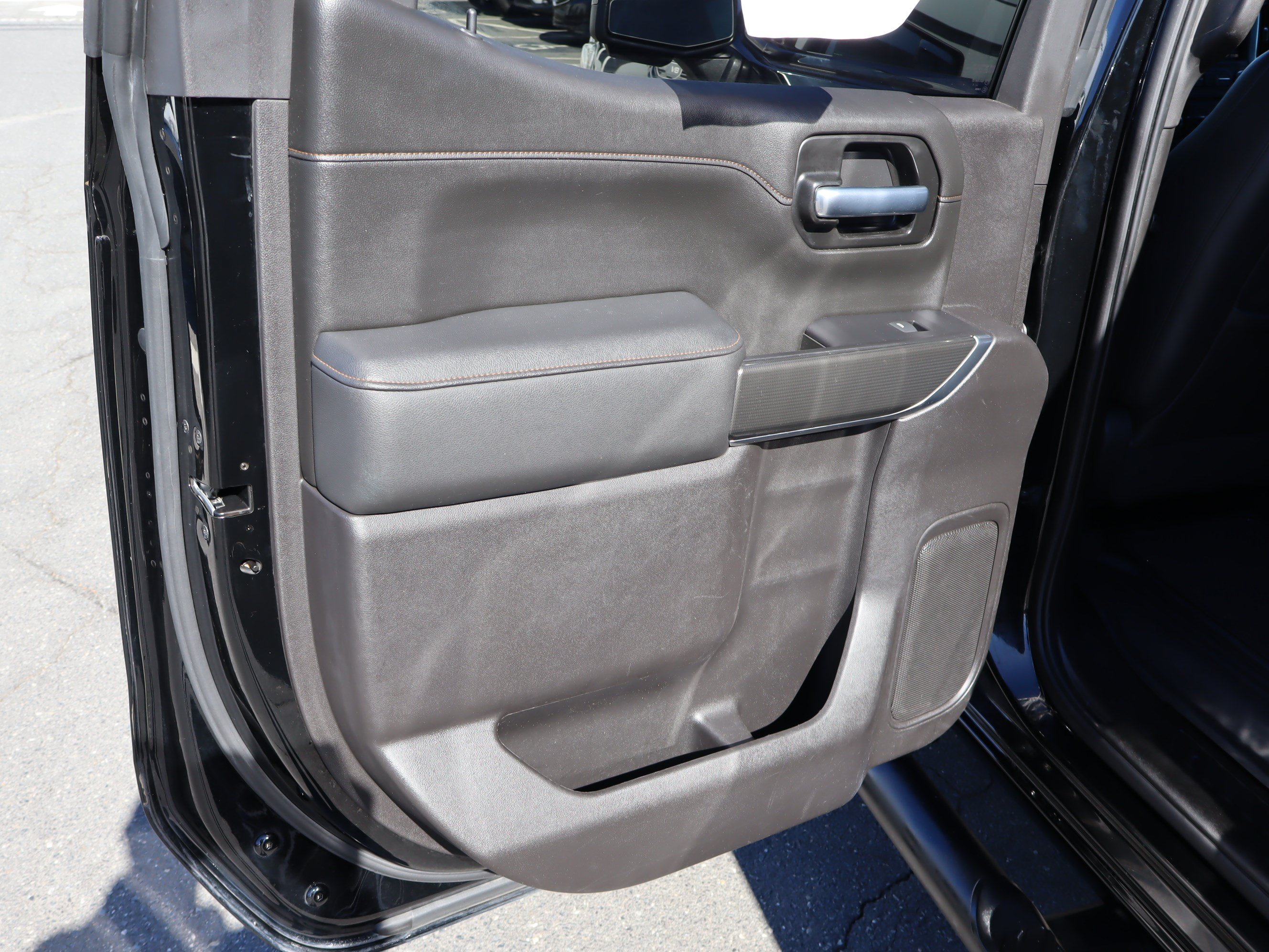 Used 2021 GMC Sierra 1500 AT4 w/ AT4 Preferred Package AWD/4WD image 33