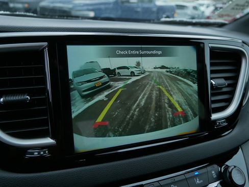 New 2026 Chrysler Voyager LX image 13