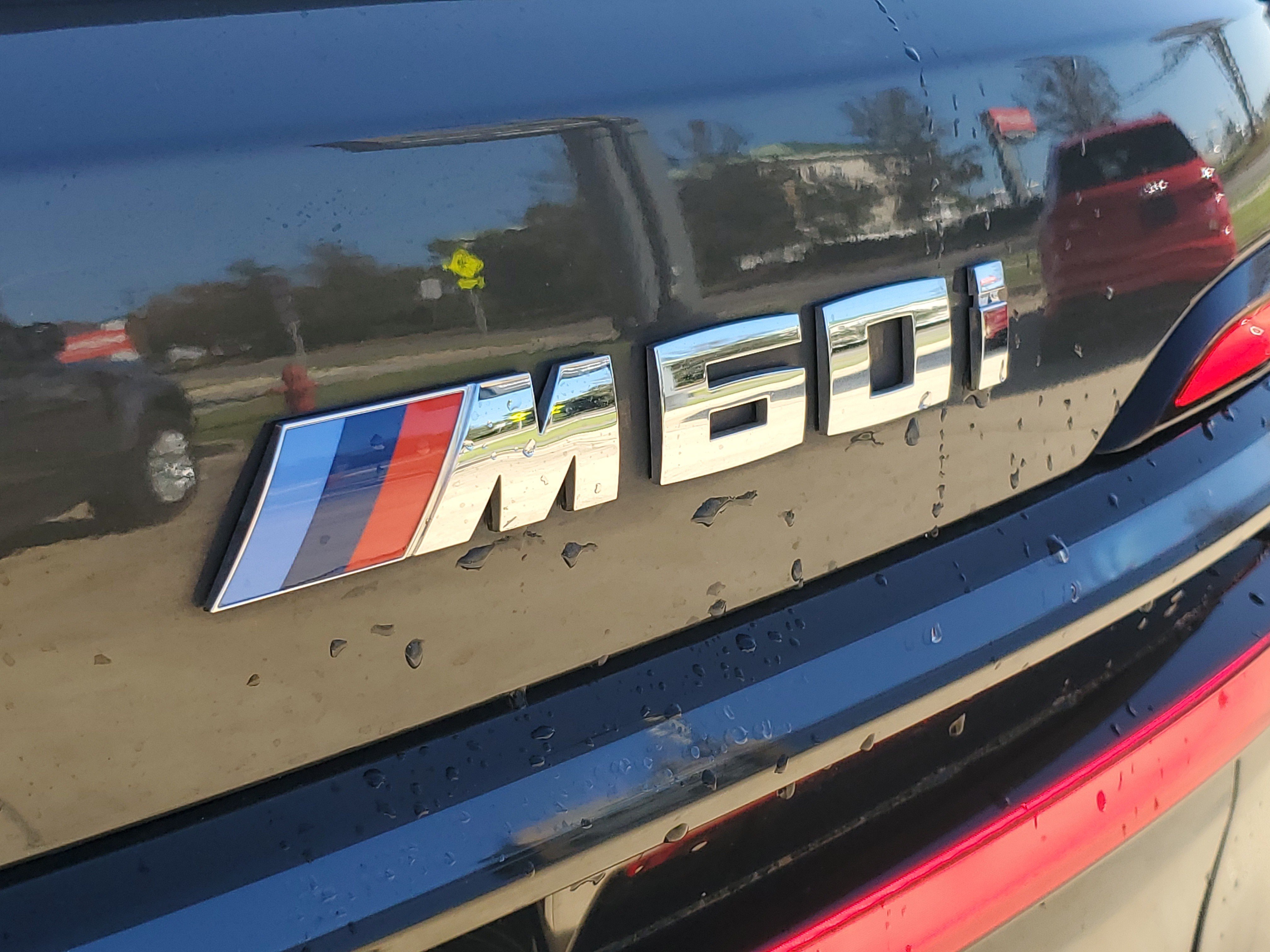 Used 2025 BMW X7 M60i AWD/4WD image 36