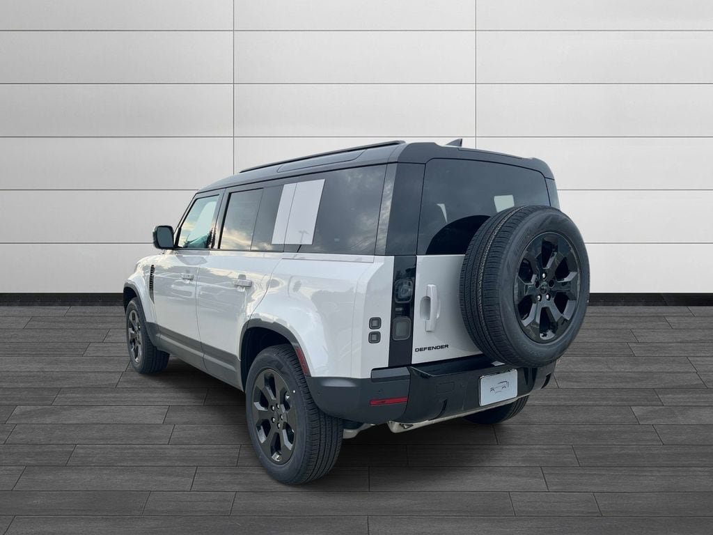 New 2026 Land Rover Defender 110 S AWD/4WD image 3