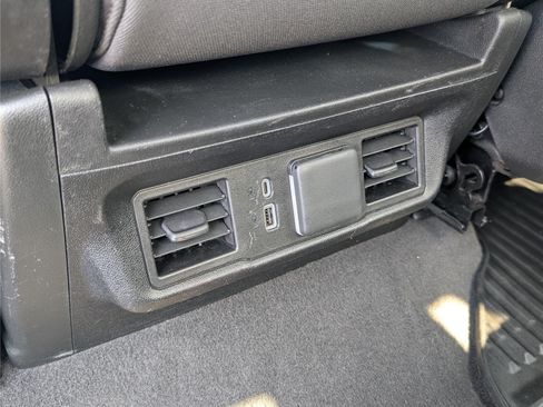 Used 2024 GMC Sierra 1500 SLE RWD image 15