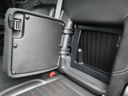 Used 2025 GMC Sierra 2500 AT4X AWD/4WD image 40