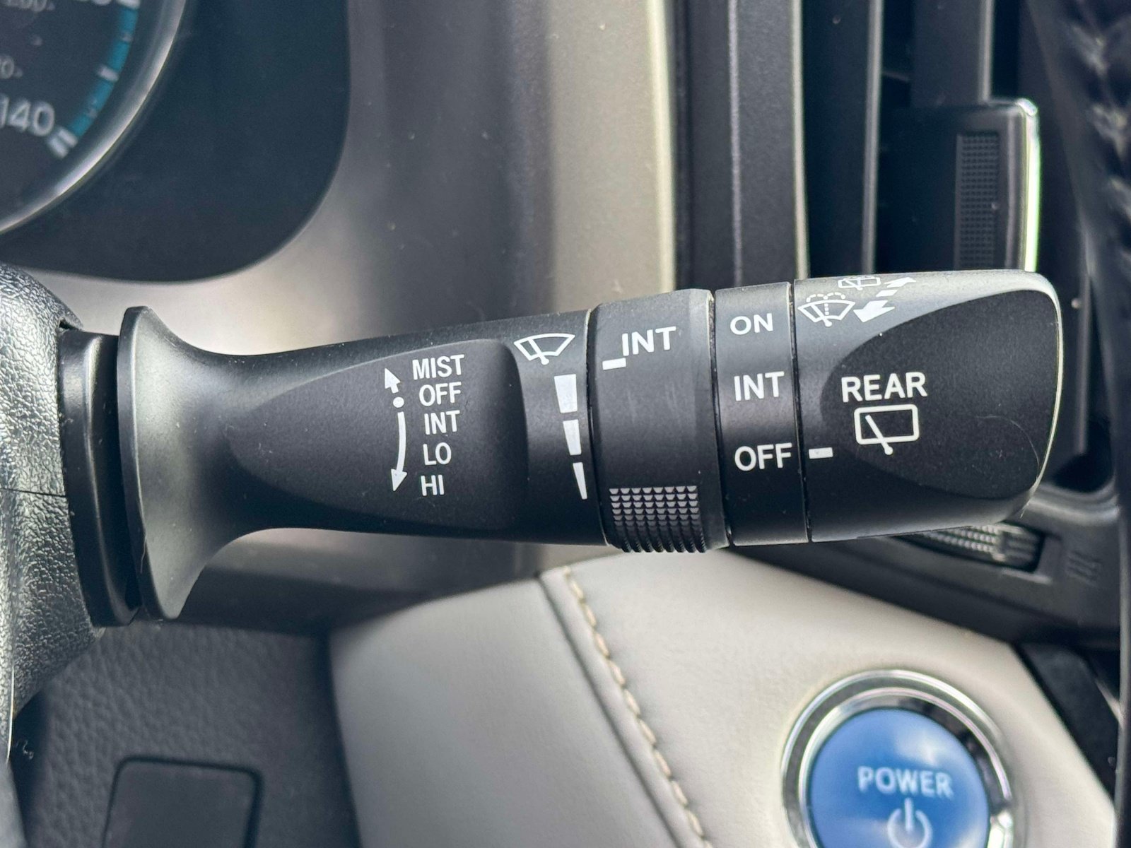 Used 2017 Toyota RAV4 XLE w/ All Weather Liner Package AWD/4WD image 22