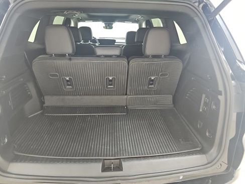 Used 2025 Buick Enclave Avenir w/ Super Cruise Package image 18