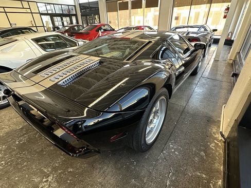 Used 2005 Ford GT image 8